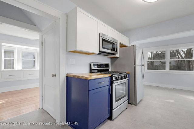 612 Lathrop Street, Lansing, MI 48912