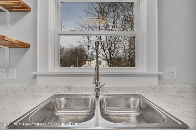 612 Lathrop Street, Lansing, MI 48912