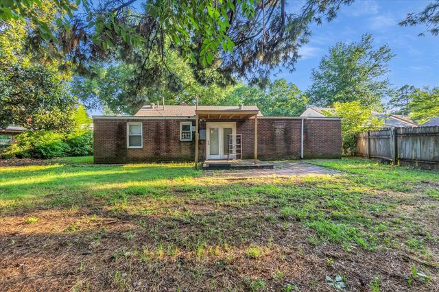 3996 CANTERBURY DR, Memphis, TN 38122