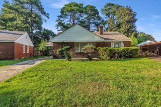 3996 CANTERBURY DR, Memphis, TN 38122
