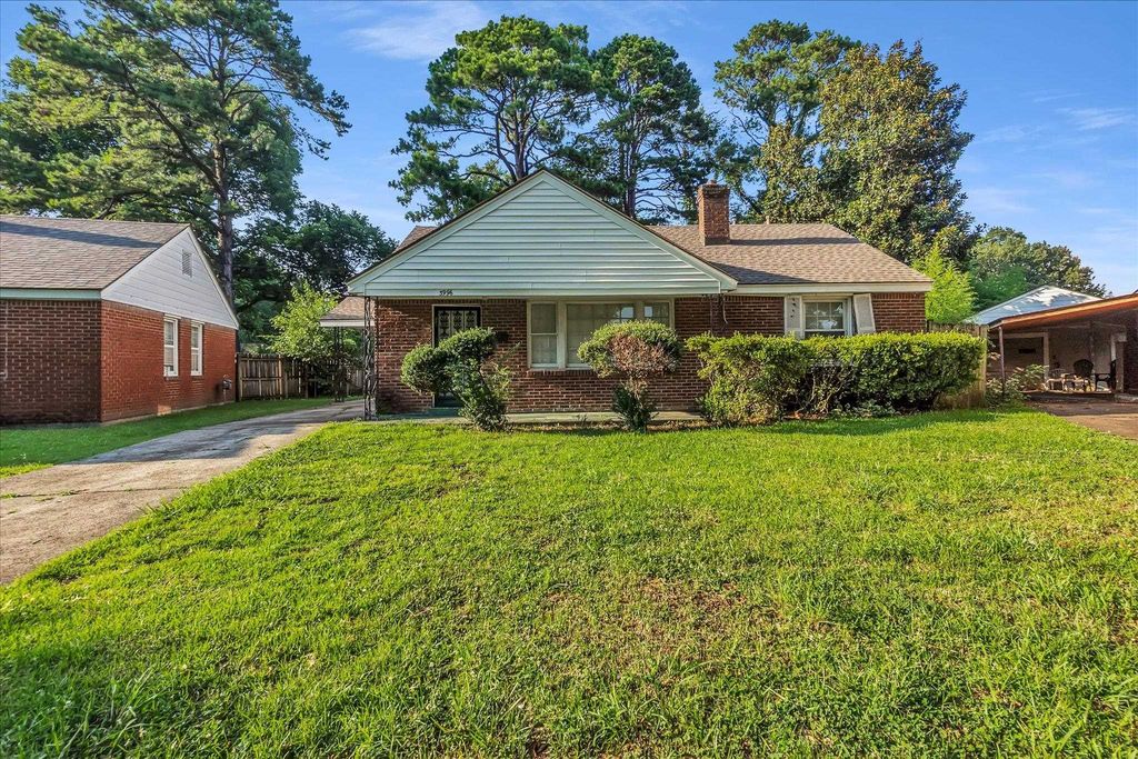 3996 CANTERBURY DR, Memphis, TN 38122