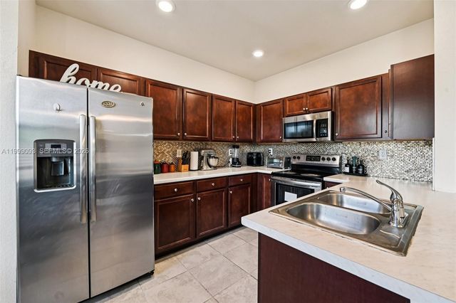 18431 NW 89th Court, Hialeah, FL 33018