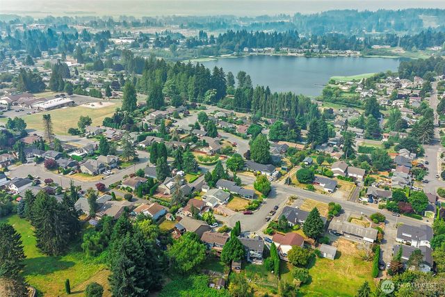 302 18th Place, Snohomish, WA 98290