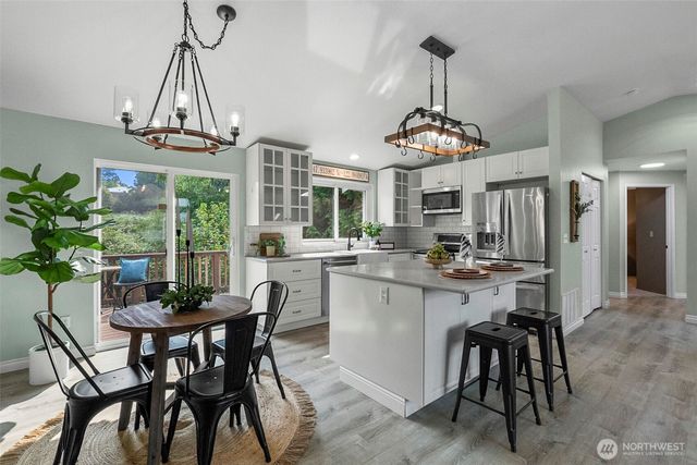 302 18th Place, Snohomish, WA 98290