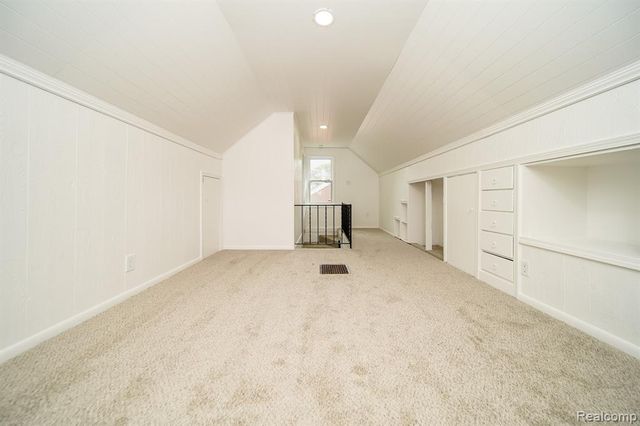 20048 Washtenaw Street, Harper Woods, MI 48225