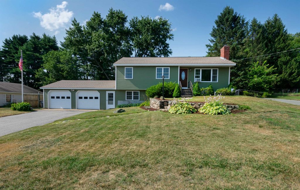 8 Donald Avenue, Pembroke, NH 03275