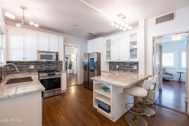 70 W LYNWOOD Street, Phoenix, AZ 85003