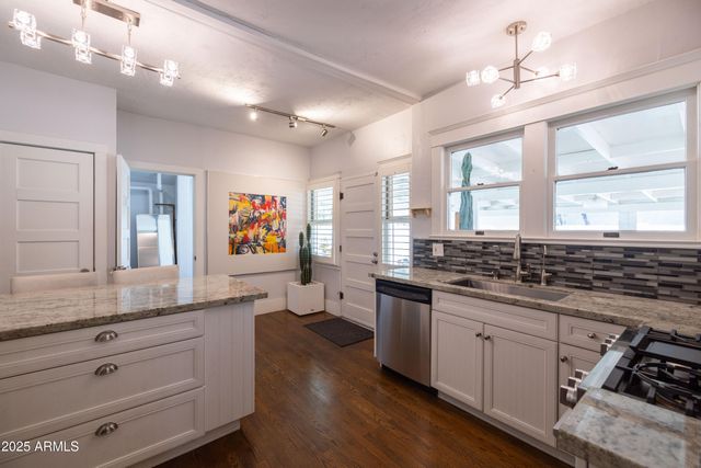 70 W LYNWOOD Street, Phoenix, AZ 85003