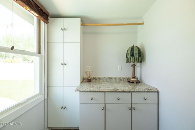 70 W LYNWOOD Street, Phoenix, AZ 85003