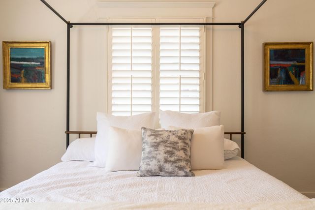 70 W LYNWOOD Street, Phoenix, AZ 85003