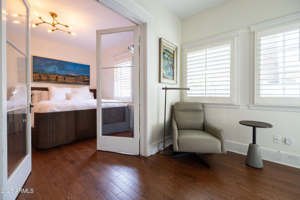 Image 33 of property listing at 70 W LYNWOOD Street, Phoenix, AZ 85003