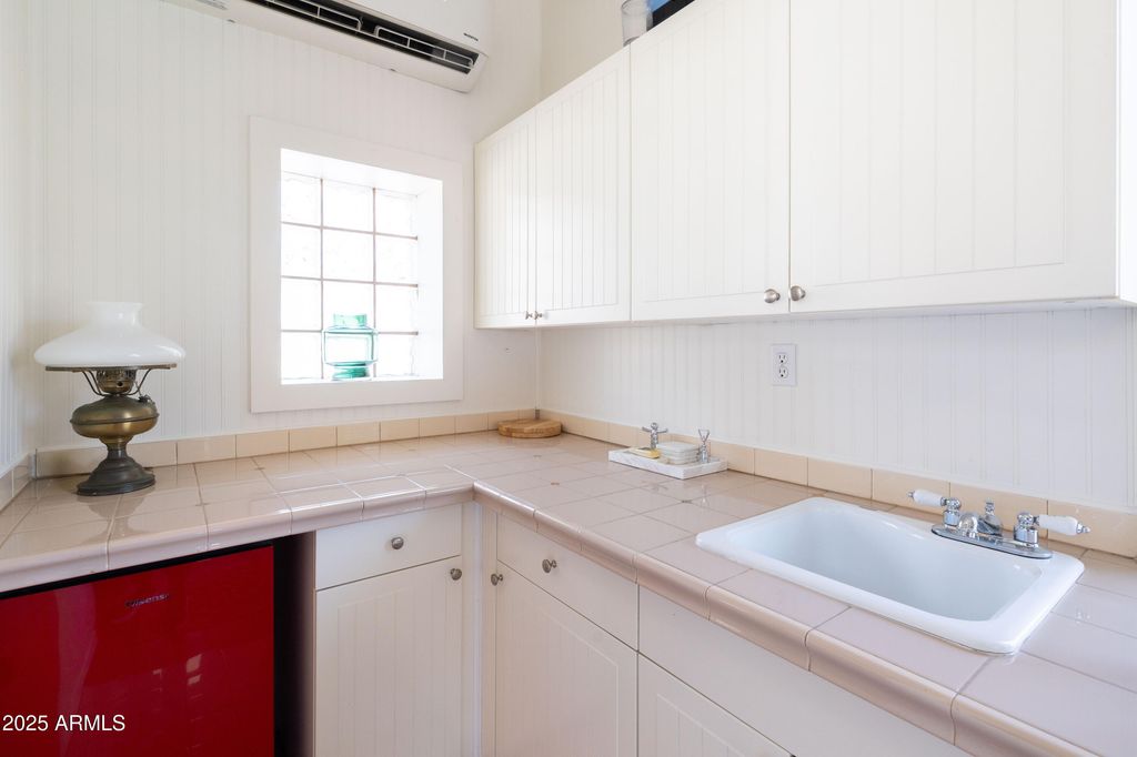 Image 59 of property listing at 70 W LYNWOOD Street, Phoenix, AZ 85003