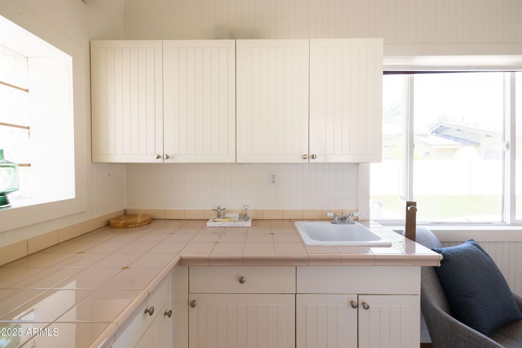 Image 60 of property listing at 70 W LYNWOOD Street, Phoenix, AZ 85003