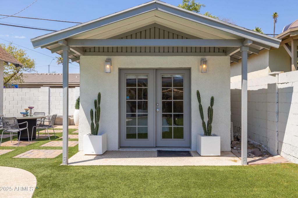 Image 64 of property listing at 70 W LYNWOOD Street, Phoenix, AZ 85003