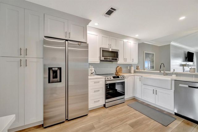 1582 GULF BOULEVARD 1507, Clearwater Beach, FL 33767