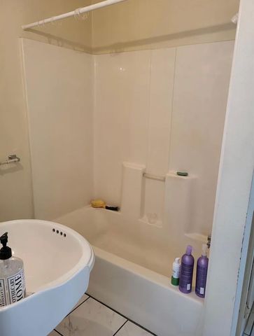 924 Kelley Street, Houston, TX 77009