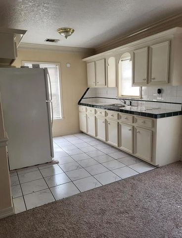 924 Kelley Street, Houston, TX 77009