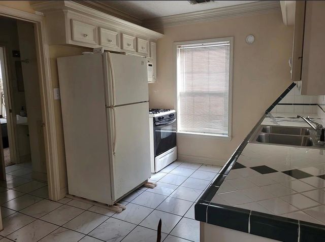 924 Kelley Street, Houston, TX 77009