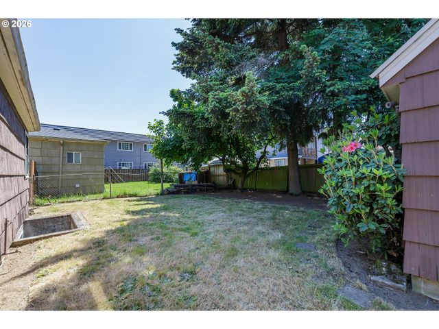 232 Ne RUSSET St, Portland, OR 97211