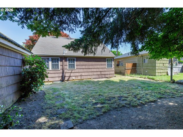 232 Ne RUSSET St, Portland, OR 97211