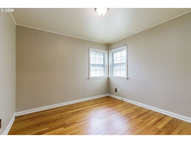 232 Ne RUSSET St, Portland, OR 97211