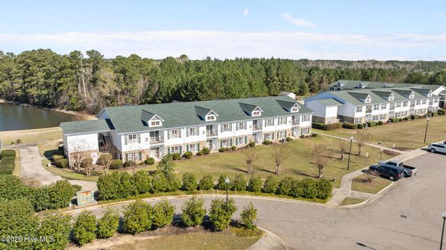490 Little River Farm Boulevard 101a, Carthage, NC 28327