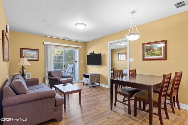 490 Little River Farm Boulevard 101a, Carthage, NC 28327