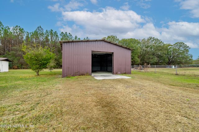 5882 NW 200TH Street, Starke, FL 32091