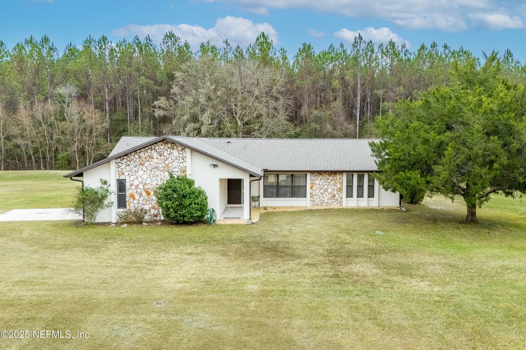 5882 NW 200TH Street, Starke, FL 32091