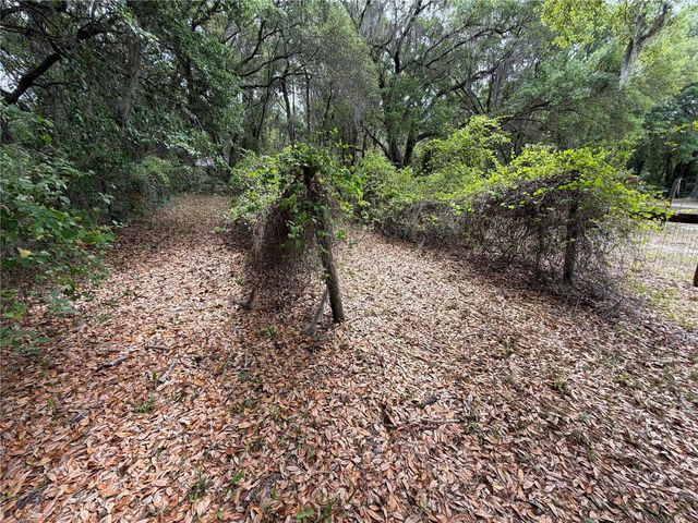 7526 NE 221ST STREET, Melrose, FL 32666