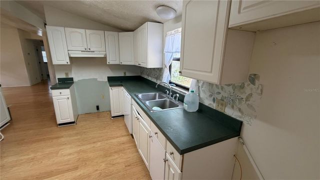 7526 NE 221ST STREET, Melrose, FL 32666