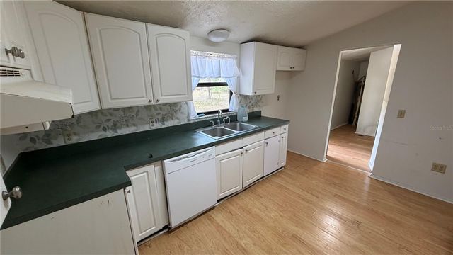 7526 NE 221ST STREET, Melrose, FL 32666