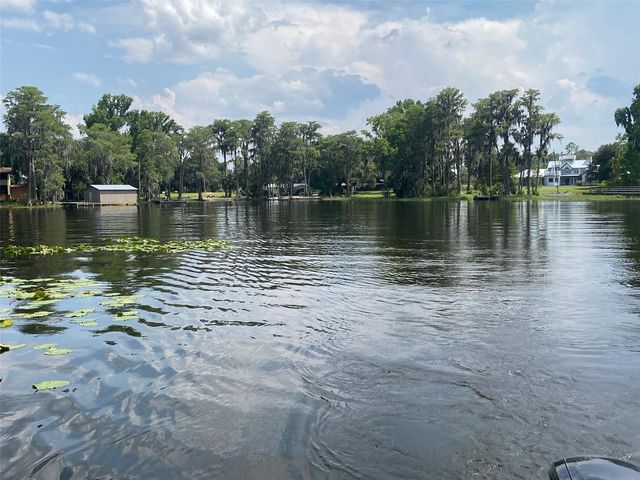 7526 NE 221ST STREET, Melrose, FL 32666