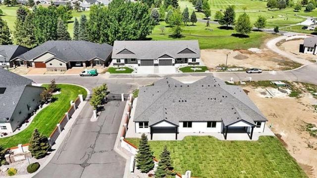 1109-29 N Country Club Dr, Deer Park, WA 99006
