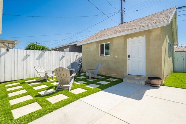 412 S Bedford, La Habra, CA 90631