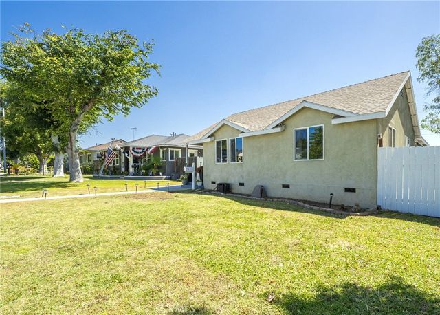 412 S Bedford, La Habra, CA 90631