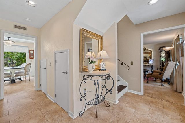 10507 Plumewood DR, Austin, TX 78750