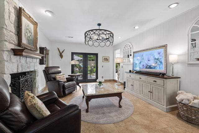 10507 Plumewood DR, Austin, TX 78750