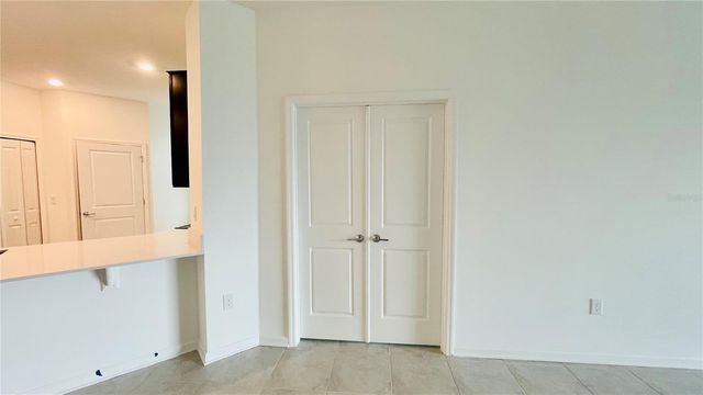 905 CITRUS RESERVE BOULEVARD, Davenport, FL 33837