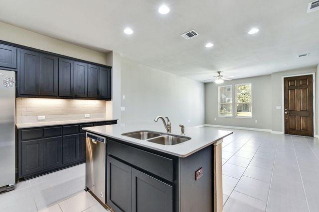 13800 Lyndhurst ST 274, Austin, TX 78717
