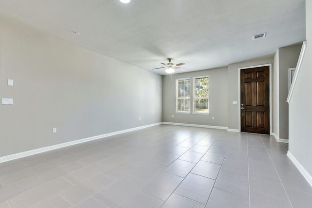 13800 Lyndhurst ST 274, Austin, TX 78717