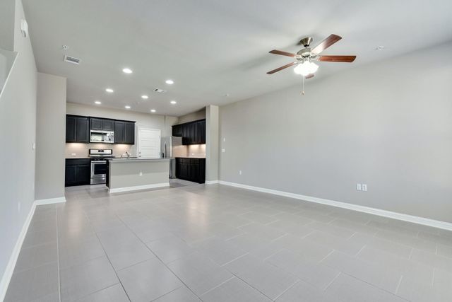 13800 Lyndhurst ST 274, Austin, TX 78717
