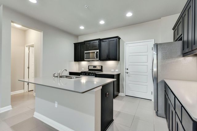 13800 Lyndhurst ST 274, Austin, TX 78717