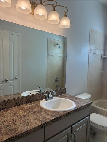 31318 HEATHERSTONE DR, Wesley Chapel, FL 33543