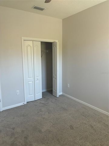 31318 HEATHERSTONE DR, Wesley Chapel, FL 33543