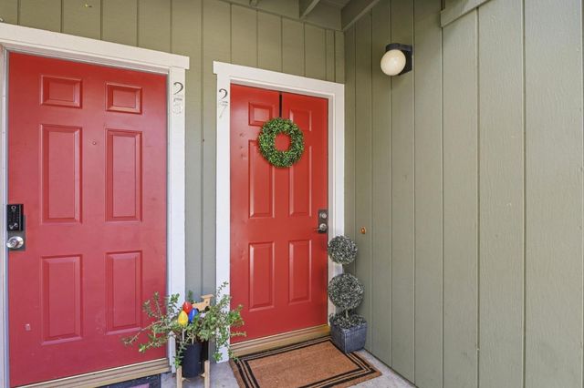 2567 Easton Lane 27, San Jose, CA 95133