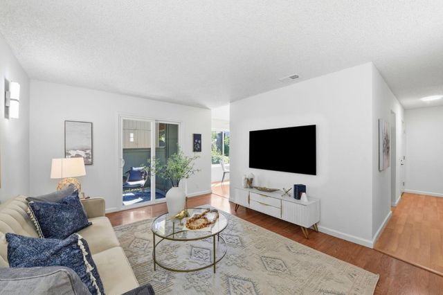 2567 Easton Lane 27, San Jose, CA 95133