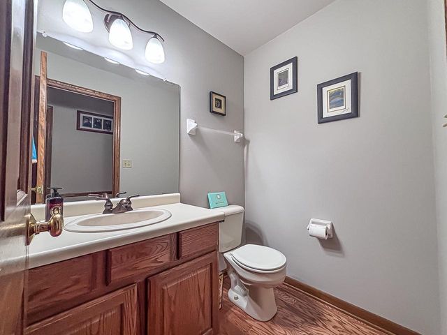 N73W15494 Paseo LANE, Menomonee Falls, WI 53051