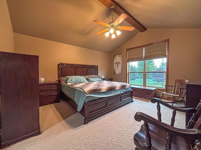N73W15494 Paseo LANE, Menomonee Falls, WI 53051