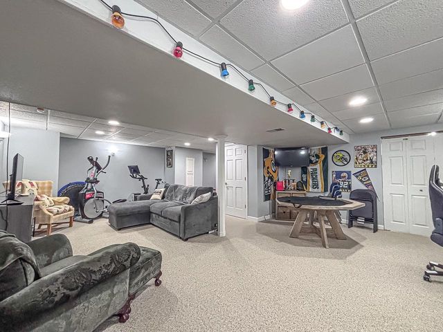 N73W15494 Paseo LANE, Menomonee Falls, WI 53051